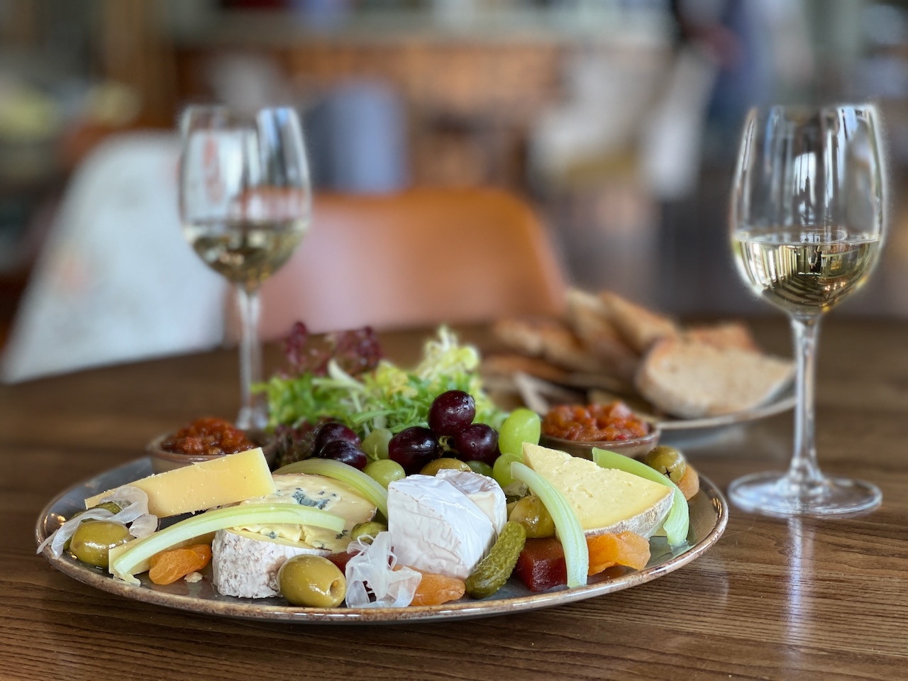 Ruin Cornish Cheese Sharing Plate 10